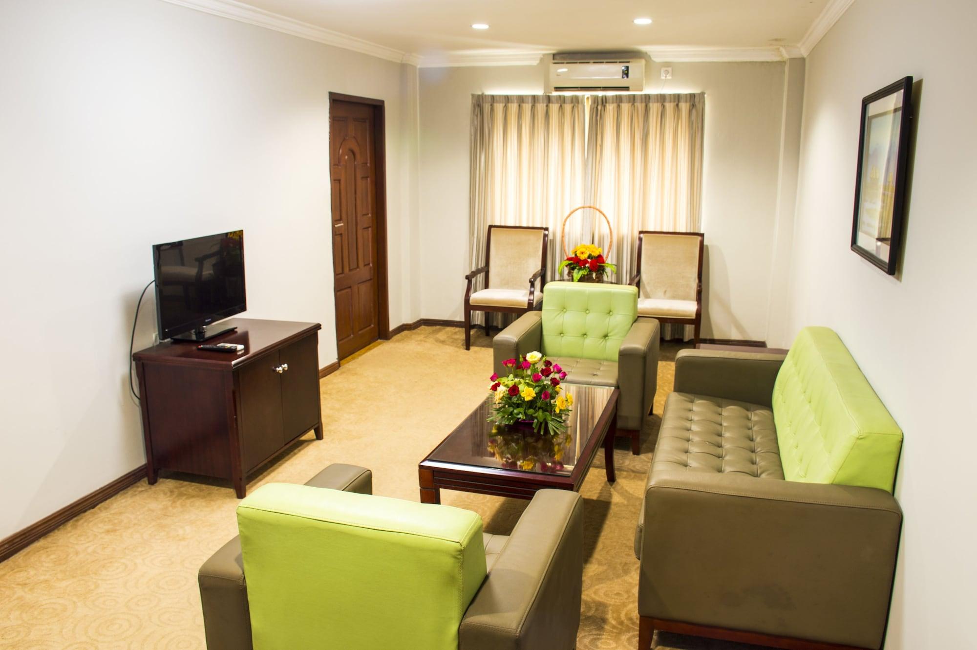 Green Leaf Hotel Yangon Bagian luar foto