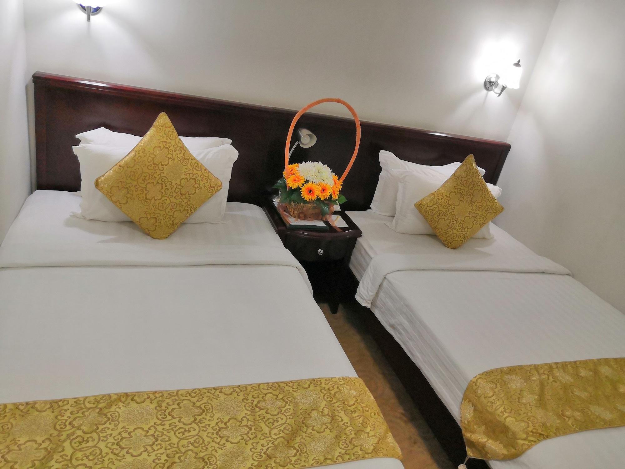 Green Leaf Hotel Yangon Bagian luar foto